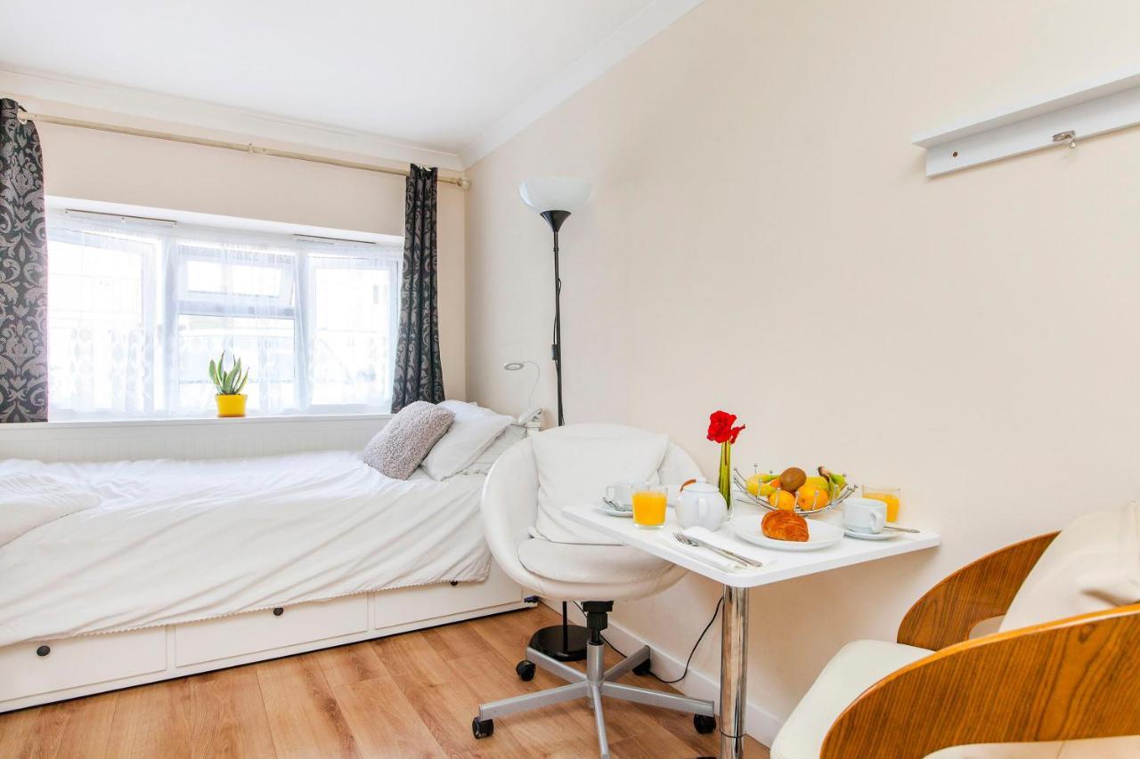 Apartment Th Serviced London Northolt (Greater London)