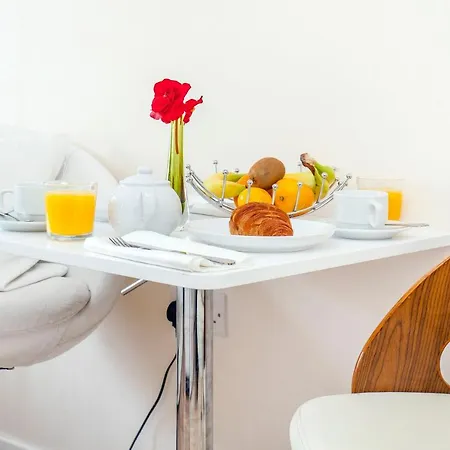 Th Serviced Apartment London Northolt  Exterior foto